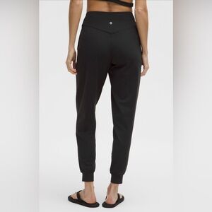 Lululemon Align High-Rise Jogger in Black size 8